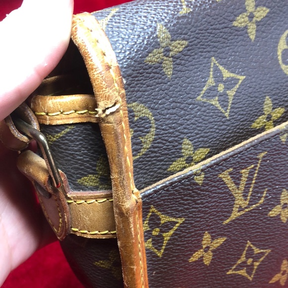 Authentic Louis Vuitton sologne crossbody - Picture 11 of 16